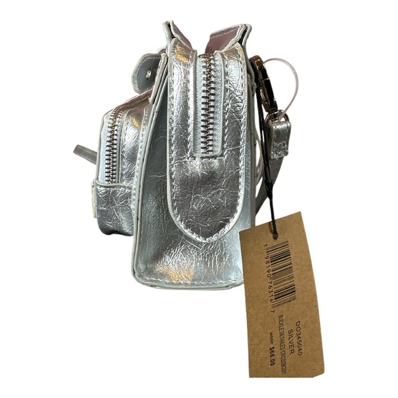 Steve Madden Metallic Silver Crossbody Bag NWT - Picture 3 of 7